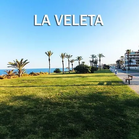 Luxury Apartment At Torrevieja Beach Exterior photo